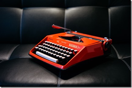 typewriter-1209082_1920